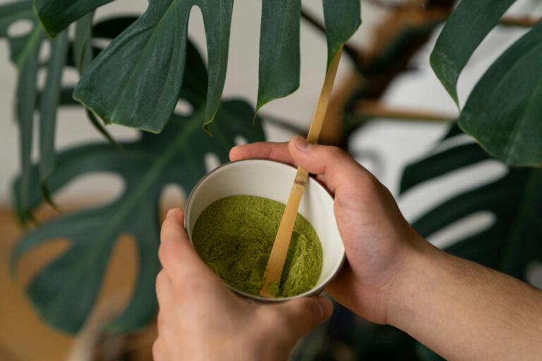 Read more about the article Herbal Skincare for Everyday Glow